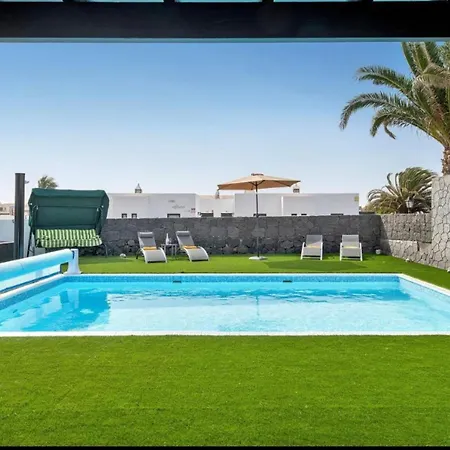 Casa Atilana Luxe Con Piscina Climatizada Privada,aire Acondicionado,terraza Privada E Independiente,wi-fi Сasa de vacaciones *